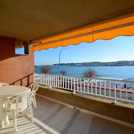 Terrassa Del Mar 1-1-a * L' Escala